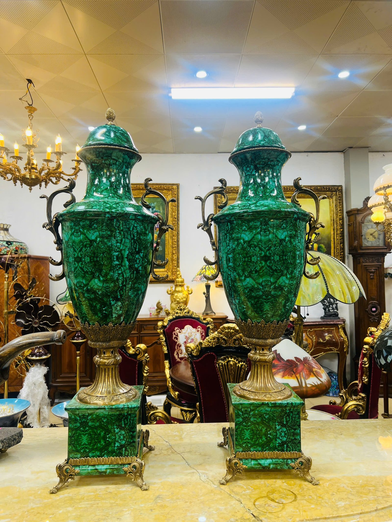 [PH00205] Đôi Bình Cúp VIP Cao Cấp – Tinh Hoa Trang Trí Đậm Chất Quý Tộc