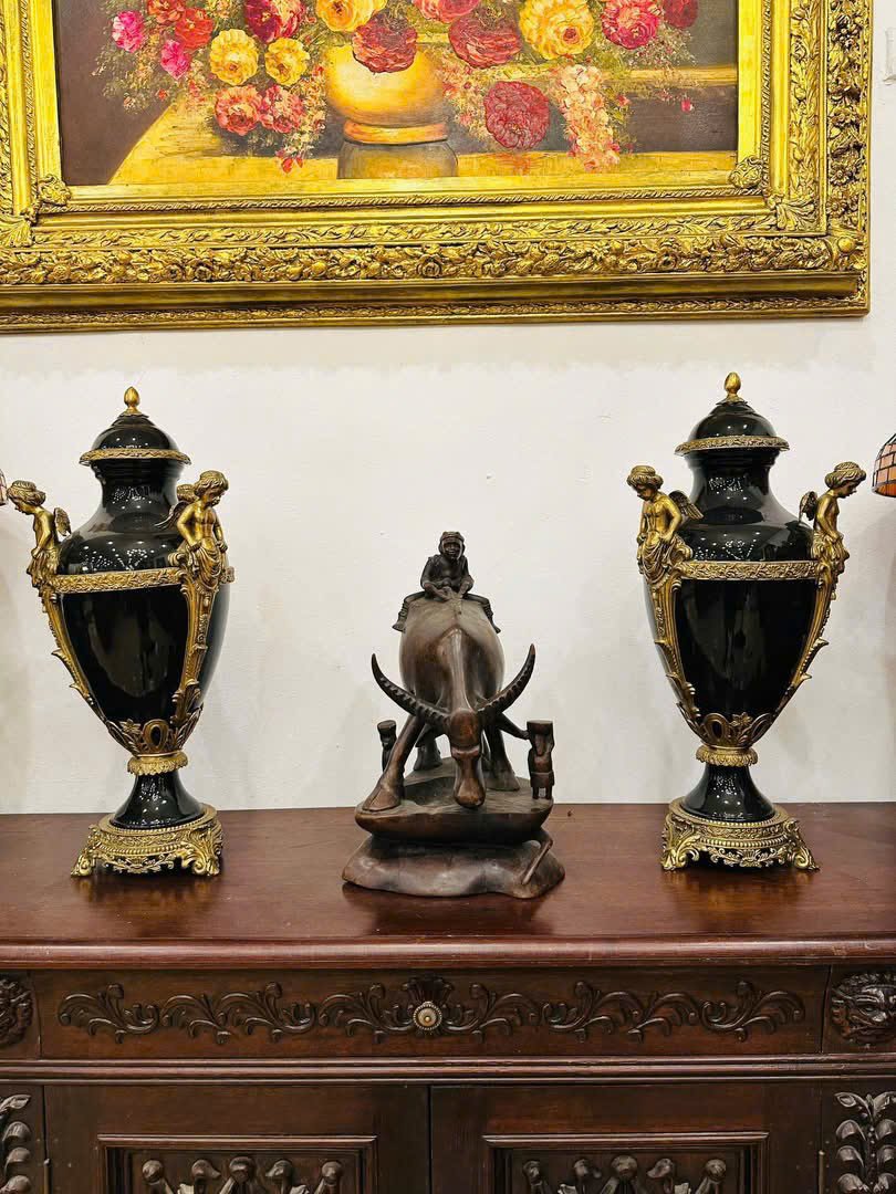 BÌNH CÚP THIÊN THẦN – VẺ ĐẸP CỔ ĐIỂN VƯỢT THỜI GIAN