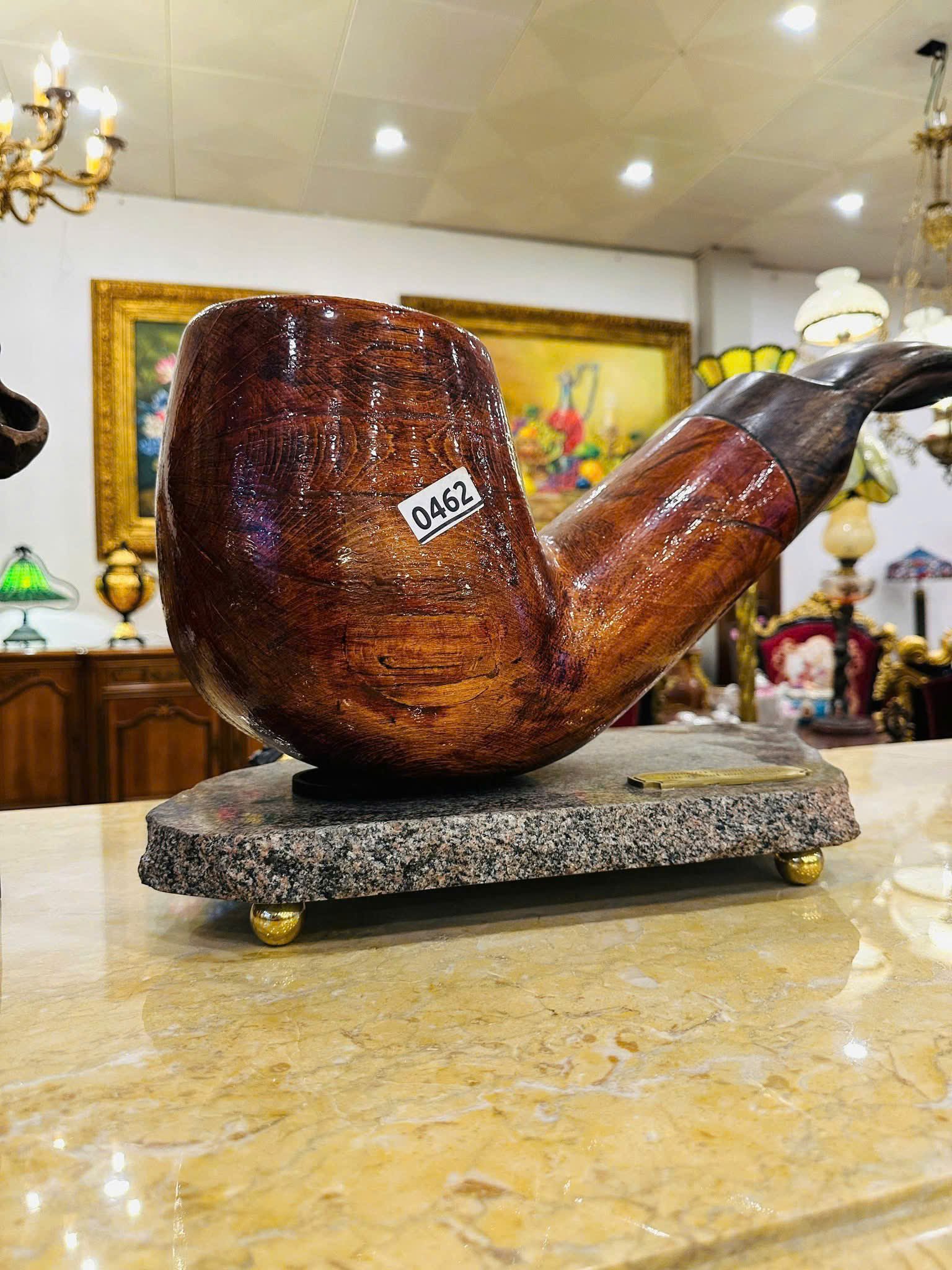 Tẩu thuốc kỷ niệm 70 năm